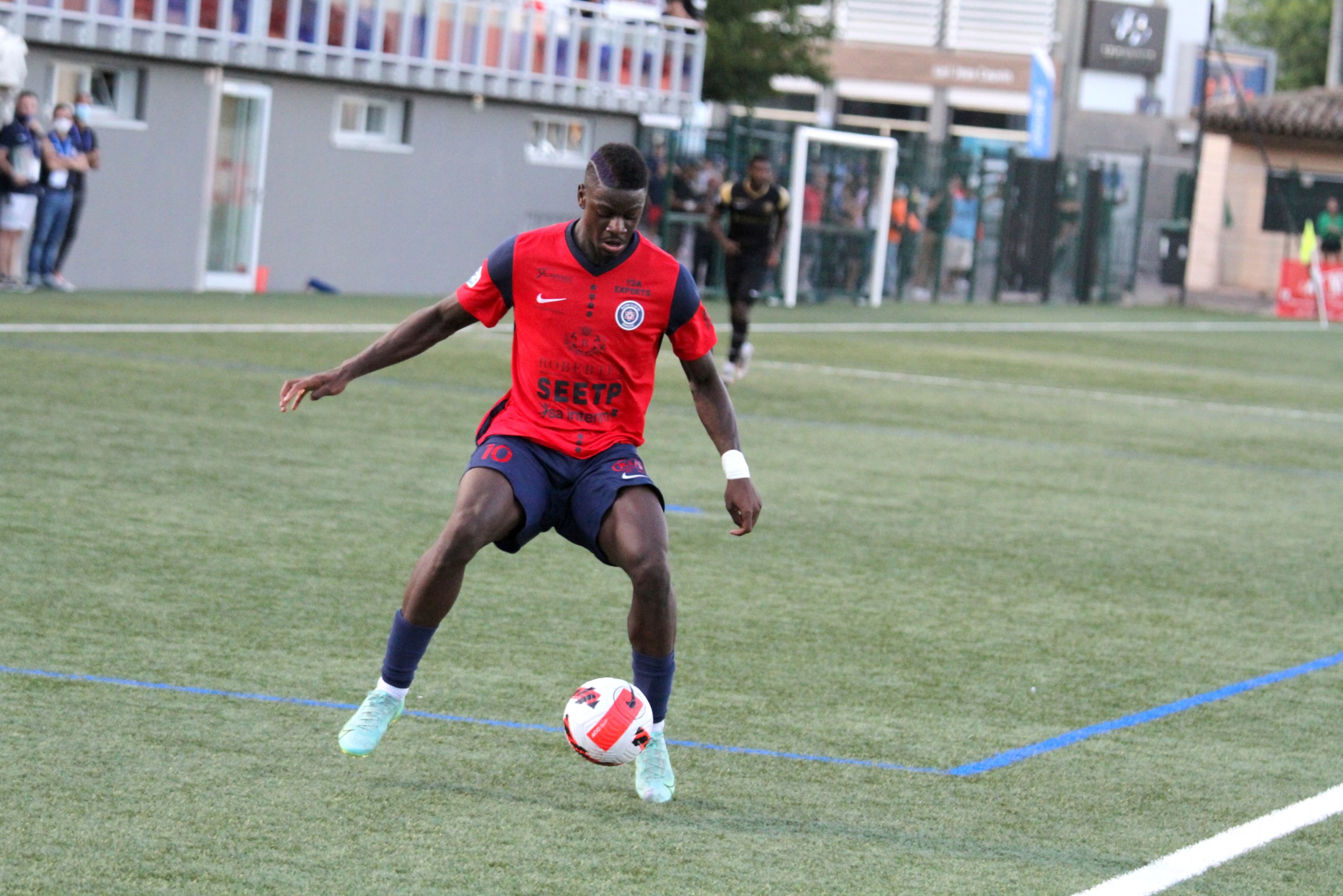 National 2 : Le RC Grasse s’incline face à Louhans-Cuiseaux