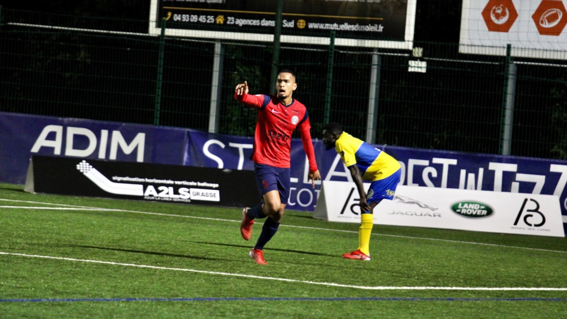 National 2 : Le RC Grasse arrache la victoire face au SC Toulon